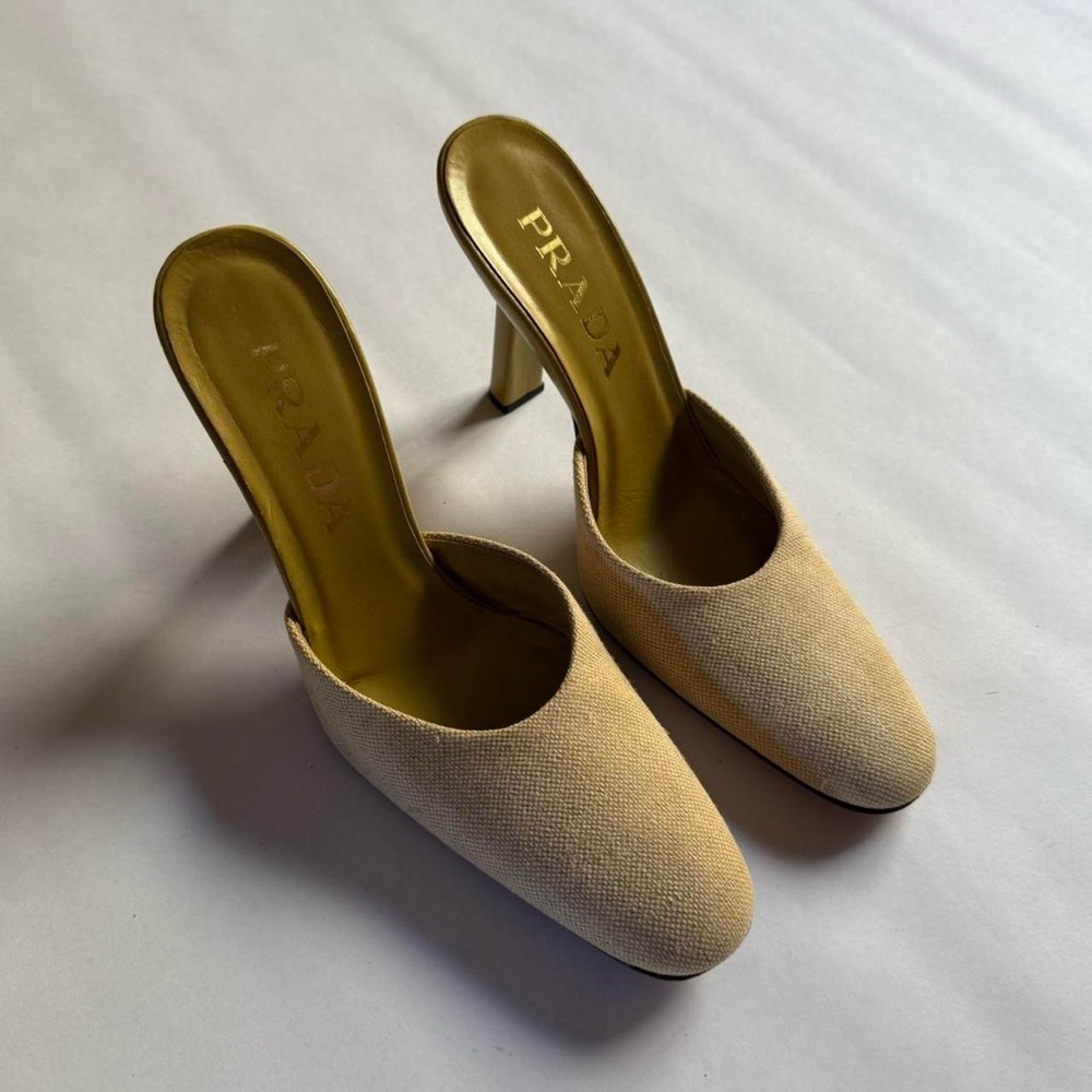 Prada Beige Vintage Mules